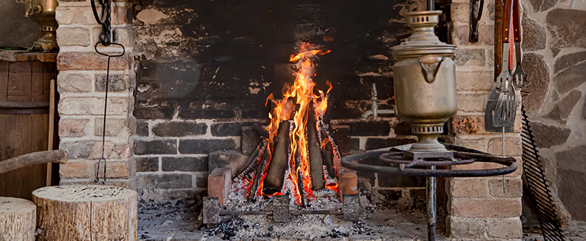Traditional Fireplace Design Refurbishment Costs in Crofton, British Columbia